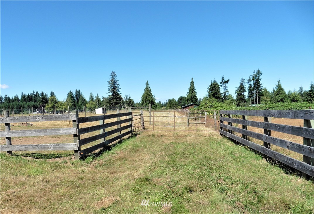 9445 Lundeen Road Southwest Rochester, WA 98579 - Photo 29 of 38 Gallery Image 29