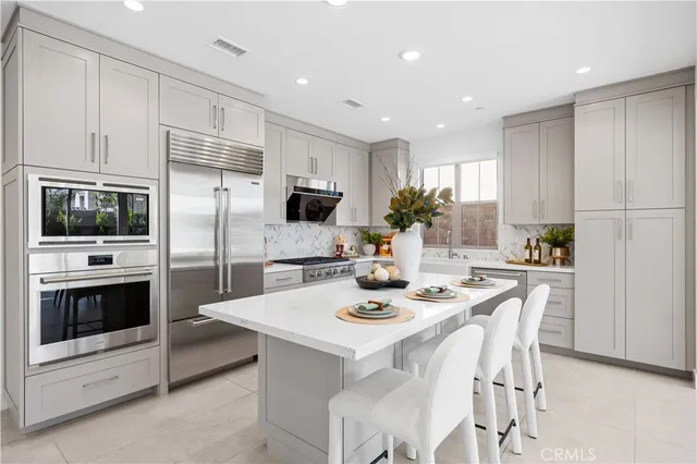 $2,798,000 | 106 Albero, Irvine, CA 92602