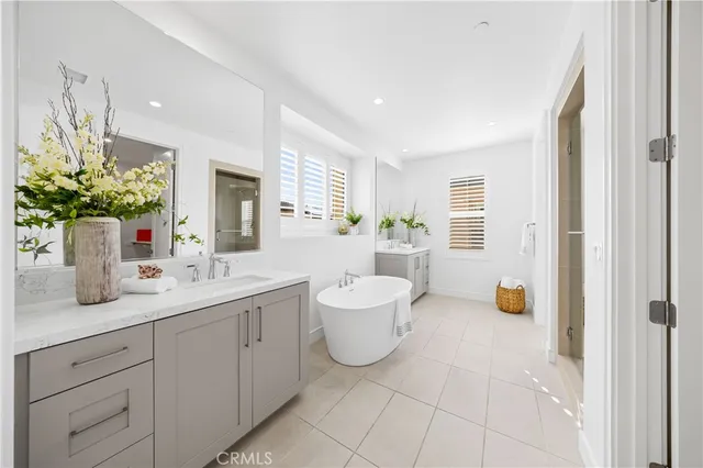 $2,798,000 | 106 Albero, Irvine, CA 92602