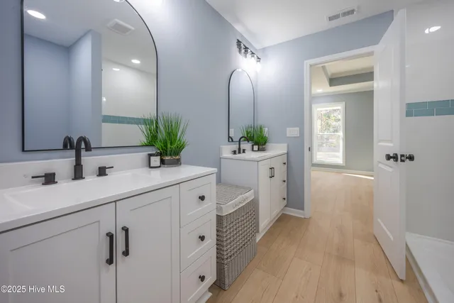 $244,500 | 304 South West Street, Roseboro, NC 28382