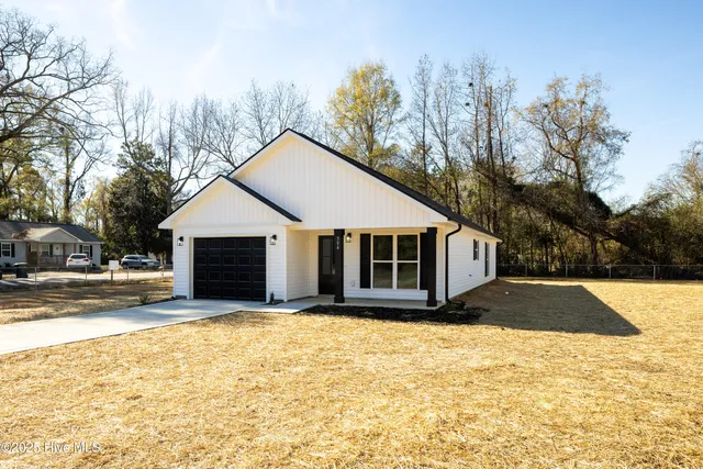 $244,500 | 304 South West Street, Roseboro, NC 28382