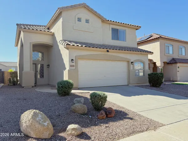 $2,695 | 6425 West Desert Hollow Drive, Phoenix, AZ 85083