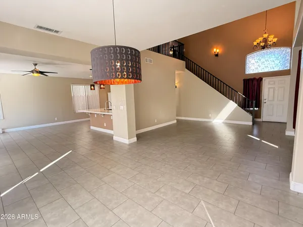 $2,695 | 6425 West Desert Hollow Drive, Phoenix, AZ 85083