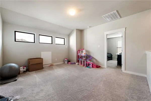 $2,200 | 135 Amber Fields Trail, Unit C, Buda, TX 78610