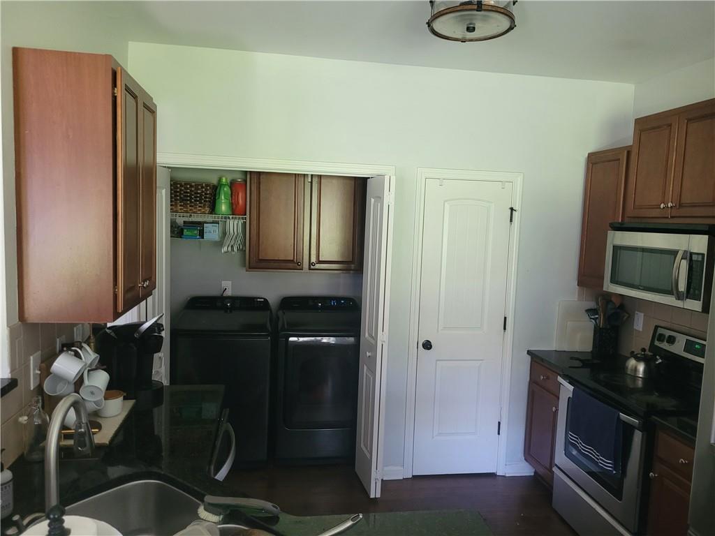 2209 Charleston Pointe Southeast Atlanta, GA 30316 - Photo 7 of 9