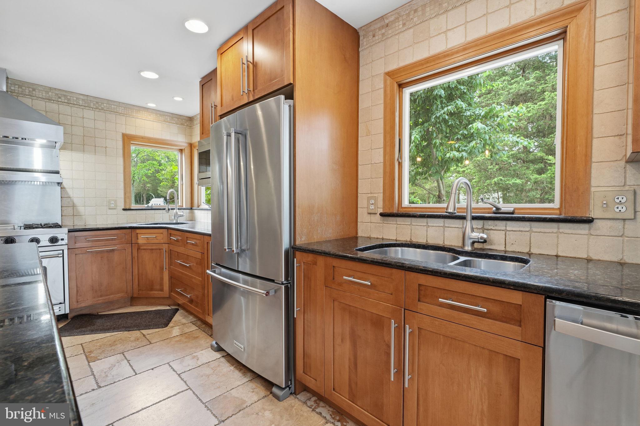 136 Rocktown-lamb Road Lambertville, NJ 08530 - Photo 16 of 107