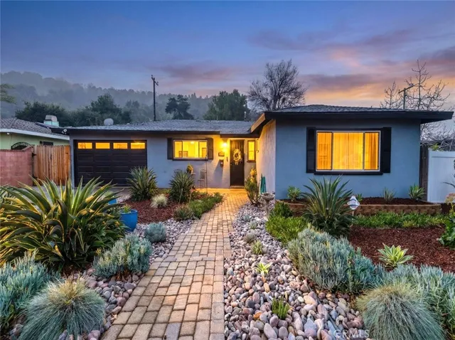 $899,900 | 502 East Mauna Loa Avenue, Glendora, CA 91740