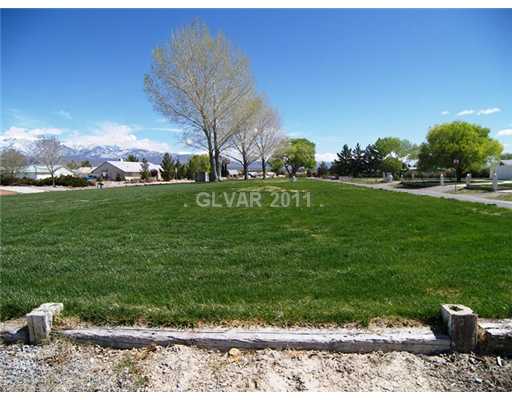 5560 Doubletree Road Pahrump, NV 89061 - Photo 9 of 25 Other. Cottonwoods Subdivision common area.