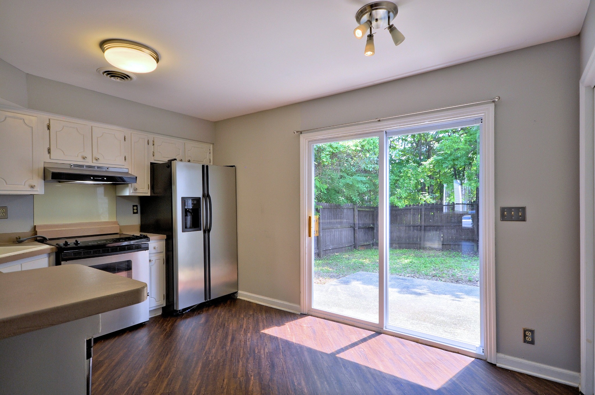 112 Azalea Court Clarksville, TN 37042 - Photo 11 of 23