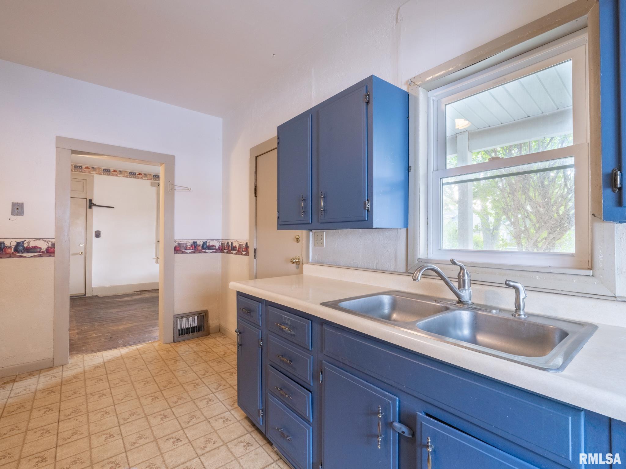 1301 Spring Street Pekin, IL 61554 - Photo 17 of 44 Gallery Image 17