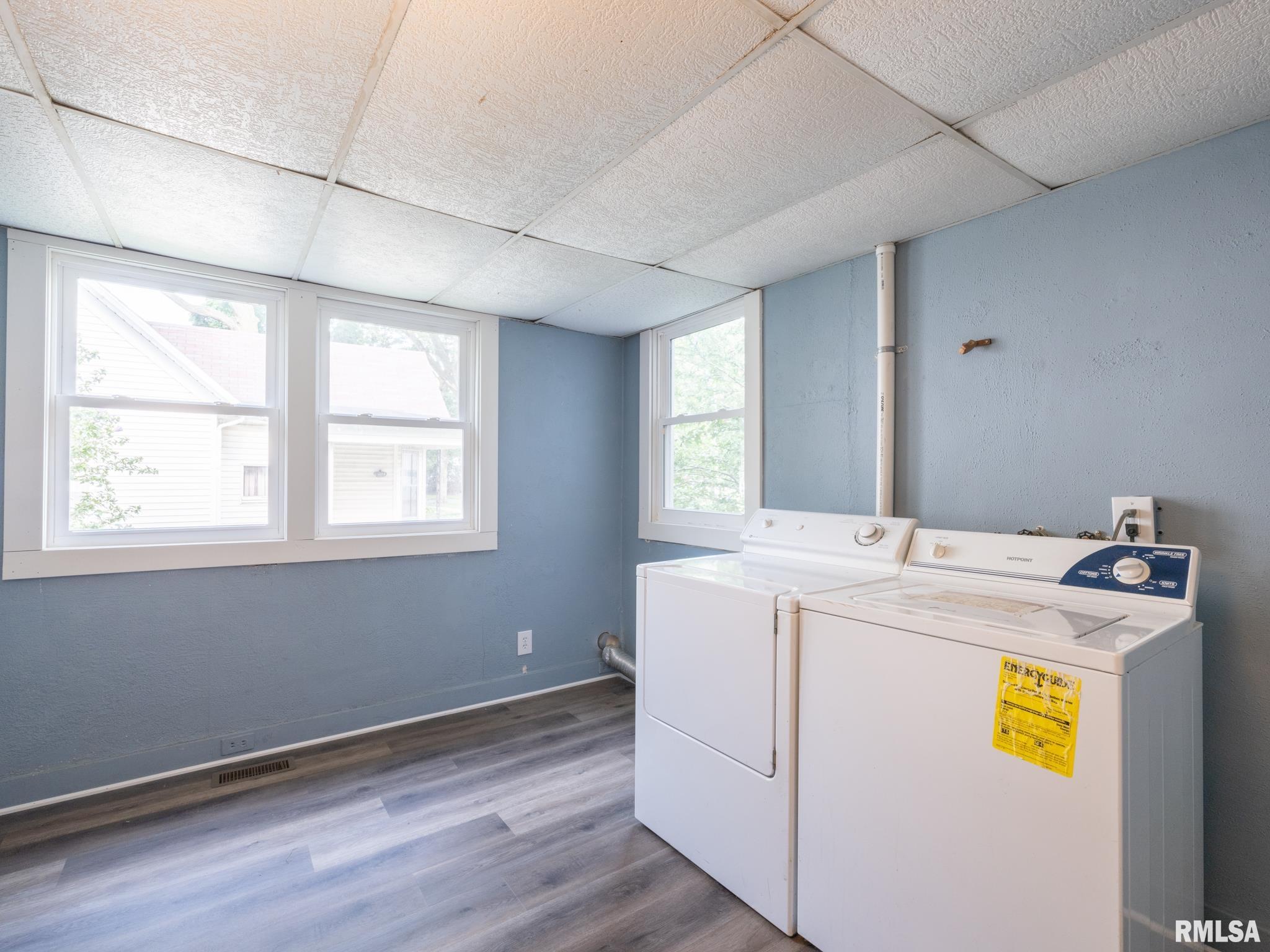 1301 Spring Street Pekin, IL 61554 - Photo 26 of 44 Gallery Image 26