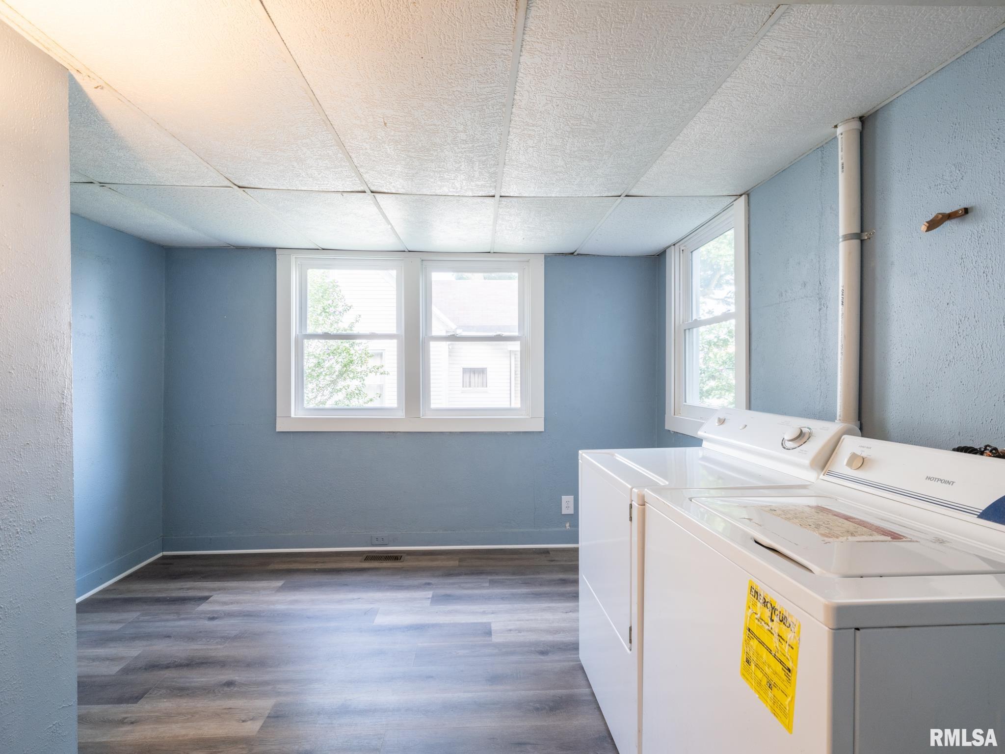 1301 Spring Street Pekin, IL 61554 - Photo 27 of 44 Gallery Image 27