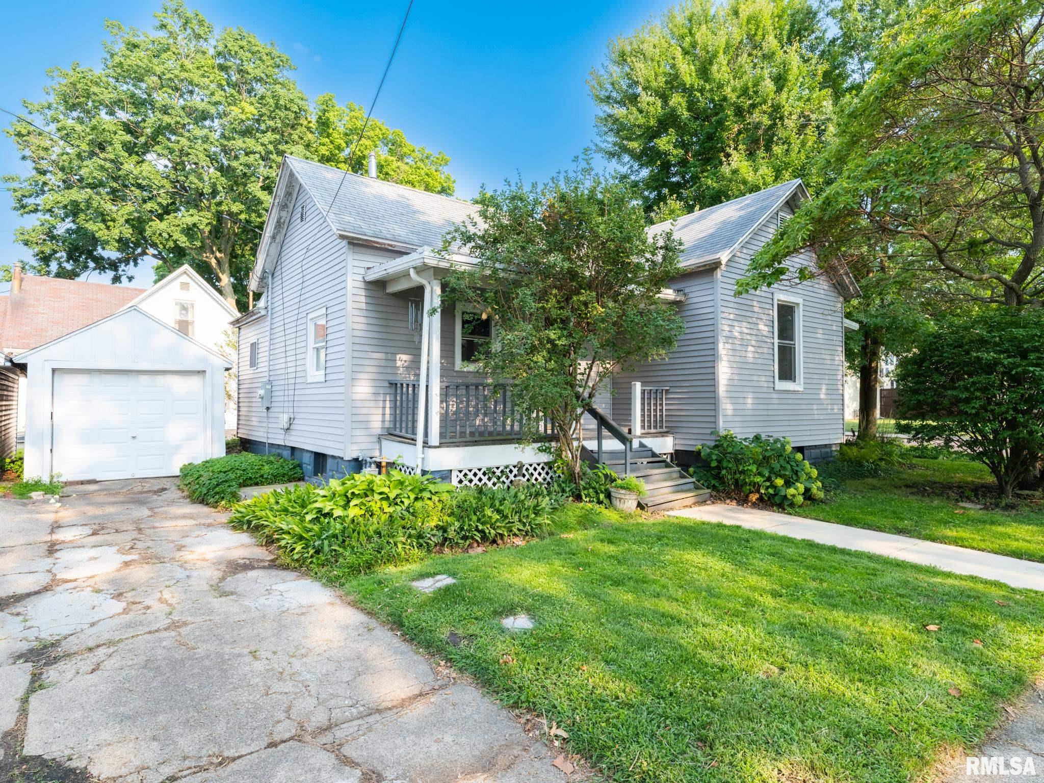 1301 Spring Street Pekin, IL 61554 - Photo 3 of 44 Gallery Image 3