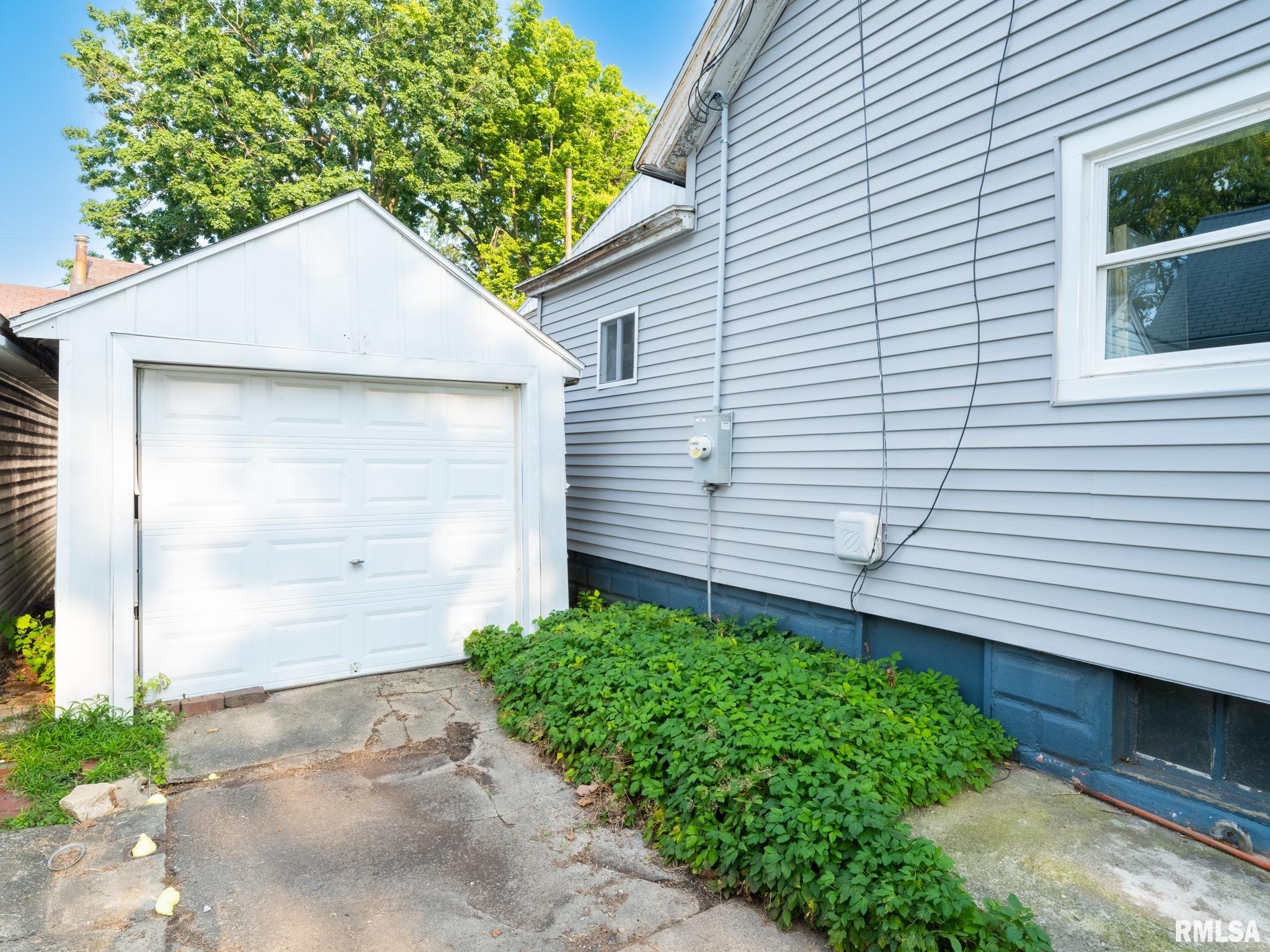 1301 Spring Street Pekin, IL 61554 - Photo 42 of 44 Gallery Image 42