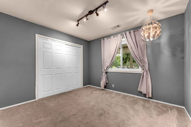 $489,000 | 8221 Placer Road, Redding, CA 96001