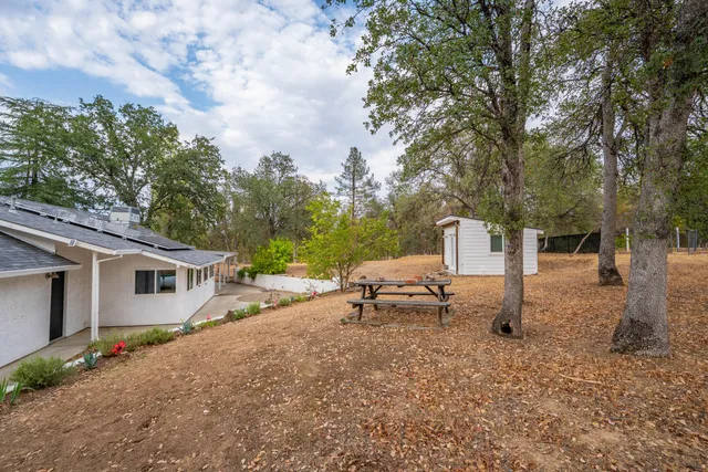$489,000 | 8221 Placer Road, Redding, CA 96001