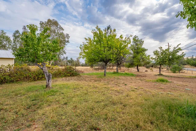 $489,000 | 8221 Placer Road, Redding, CA 96001