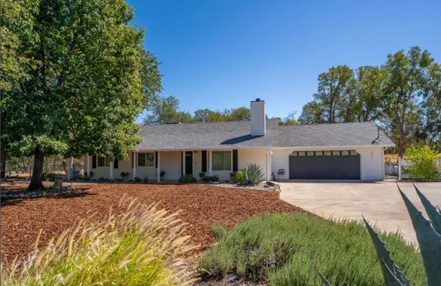 $489,000 | 8221 Placer Road, Redding, CA 96001
