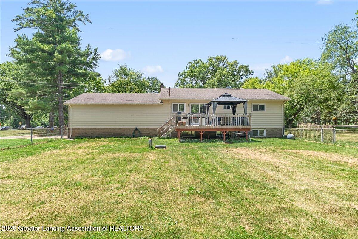 6970 Foster Road Haslett, MI 48840 - Photo 10 of 53 30-Media Jett - 18