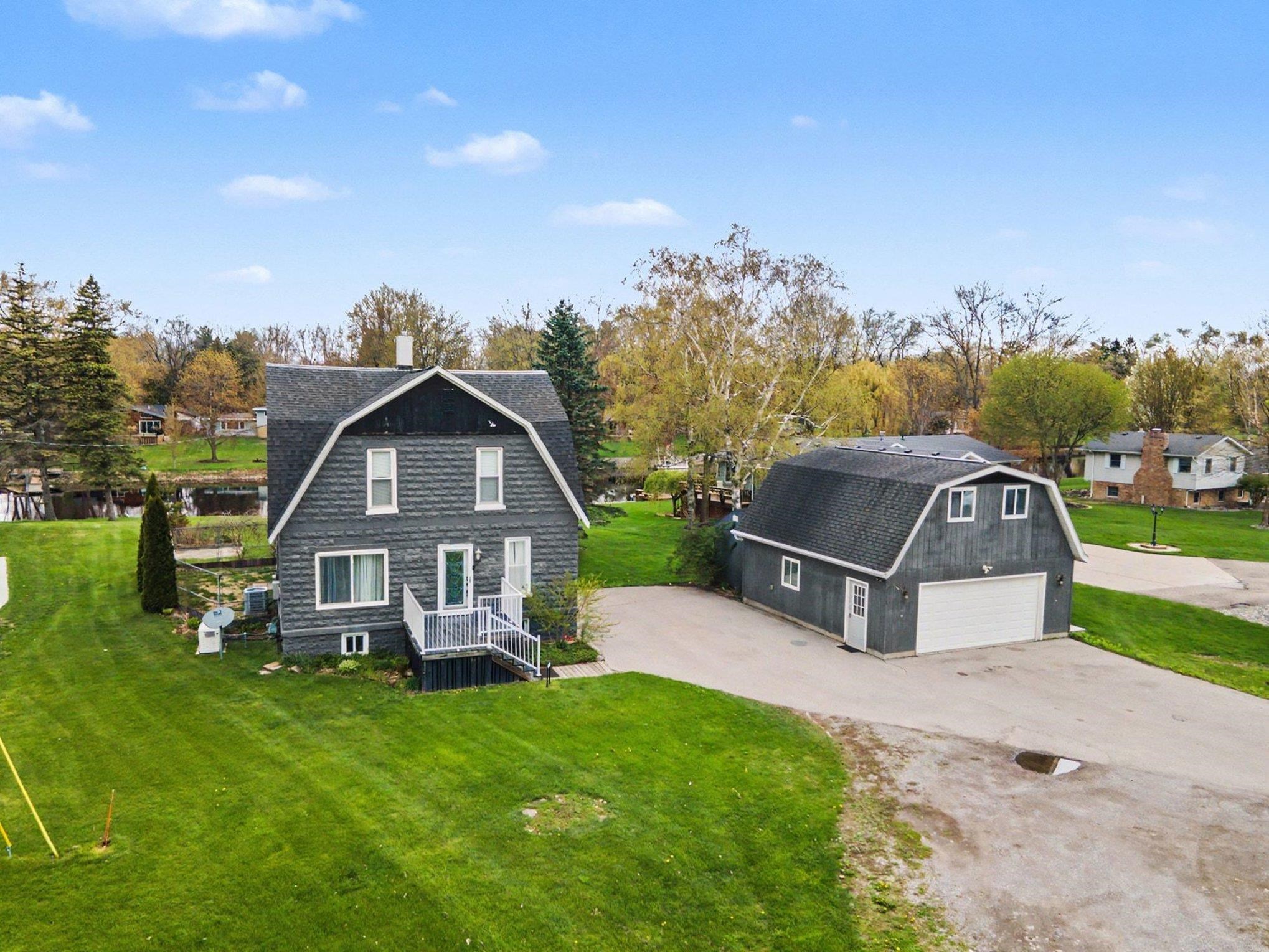 3371 Old Kawkawlin Road Bay City, MI 48706 - Photo 2 of 37