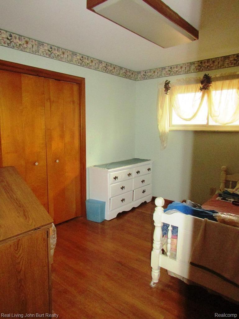 418 South Baldwin Road Oxford, MI 48371 - Photo 12 of 19 IMG_1063.jpg