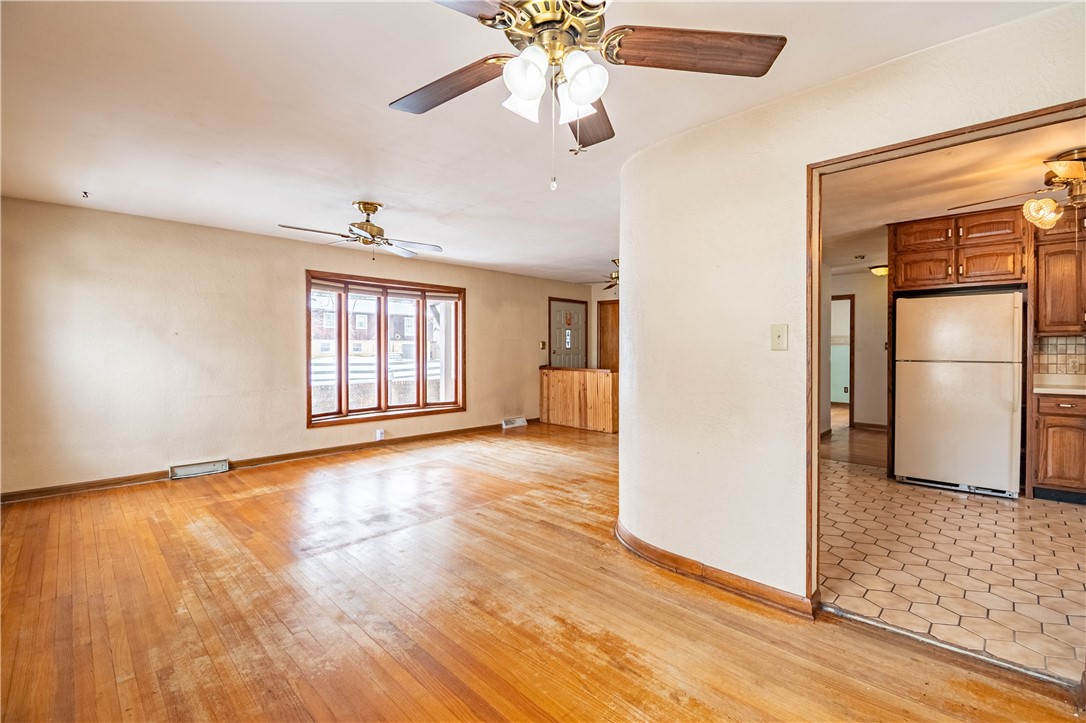 53 North Lynette Drive Decatur, IL 62526 - Photo 6 of 27 Gallery Image 6