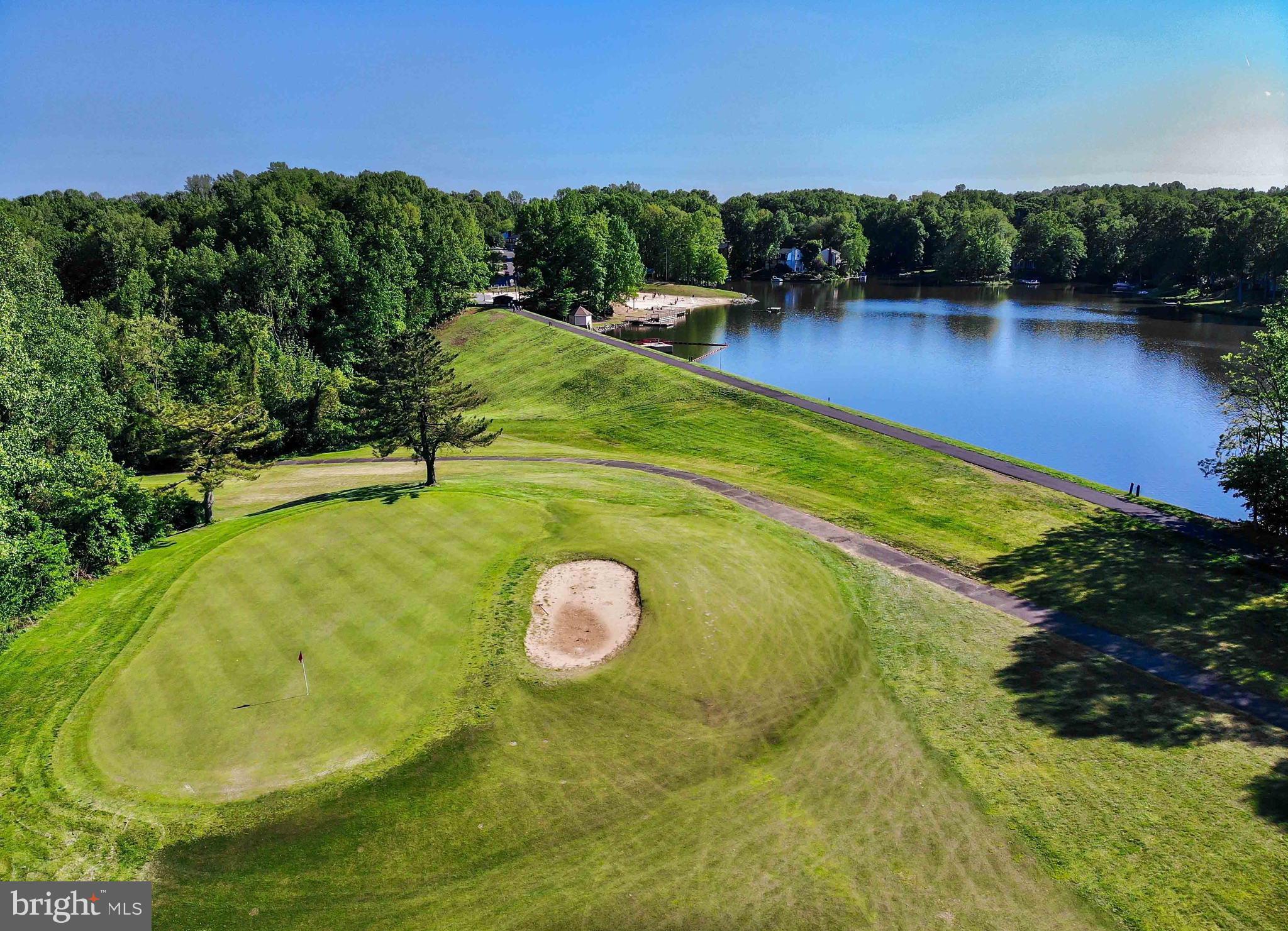 15592 Northgate Drive Dumfries, VA 22025 - Photo 43 of 51 a view of a lake with houses