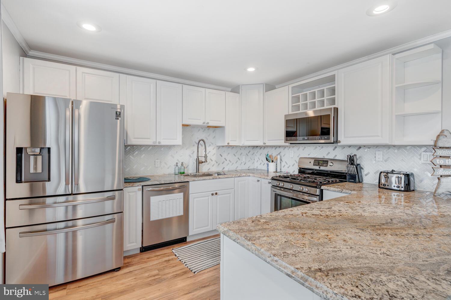 33 West Delaware Drive Little Egg Harbor, NJ 08087 - Photo 14 of 47