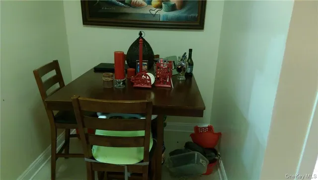 $1,525 | 222 Buena Vista Avenue, Unit 1R, Yonkers, NY 10701