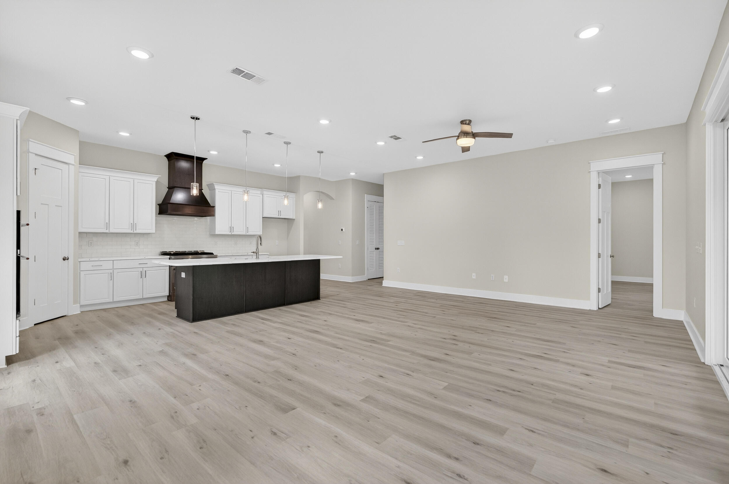 767 Walton Way Miramar Beach, FL 32550 - Photo 4 of 37 DSC06648