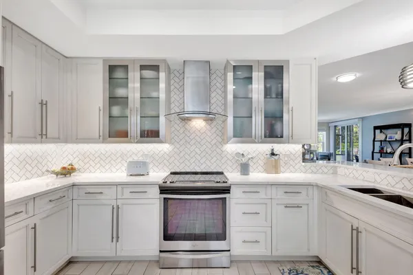$1,327,000 | 204 Mainsail Circle, Jupiter, FL 33477