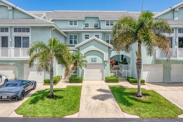 $1,327,000 | 204 Mainsail Circle, Jupiter, FL 33477
