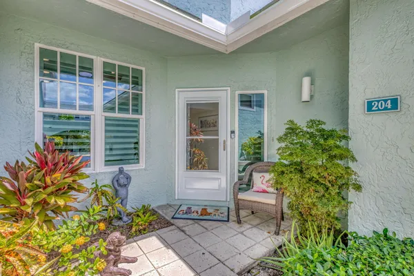 $1,327,000 | 204 Mainsail Circle, Jupiter, FL 33477