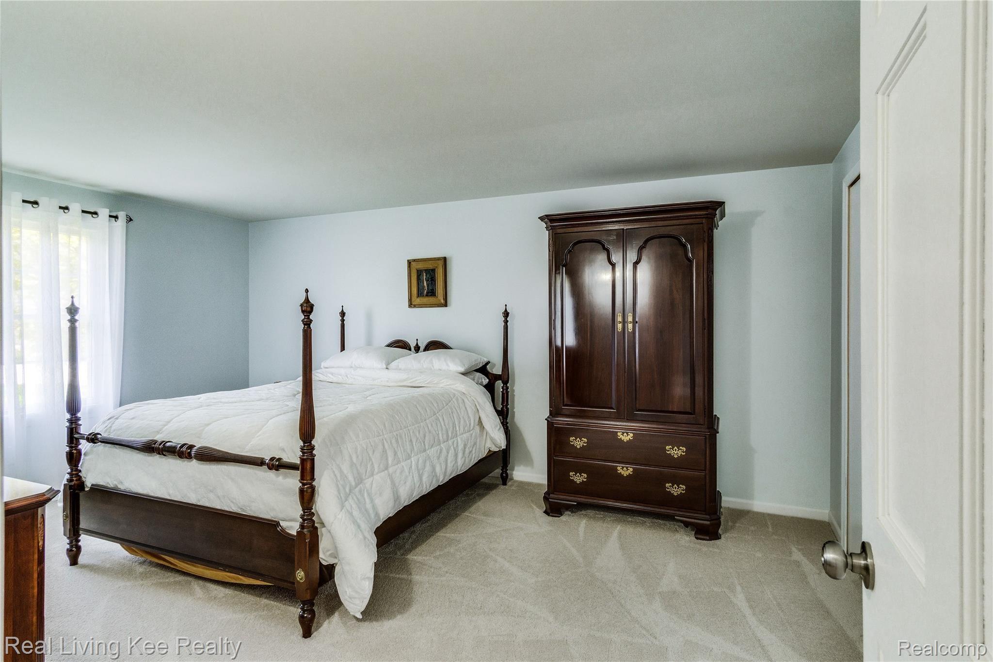 2055 Wayward Drive Rochester, MI 48309 - Photo 41 of 42 Interiors (32 of 37).jpg