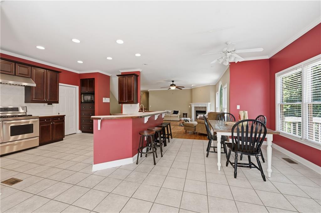 4395 Signal Ridge Court Buford, GA 30518 - Photo 8 of 40