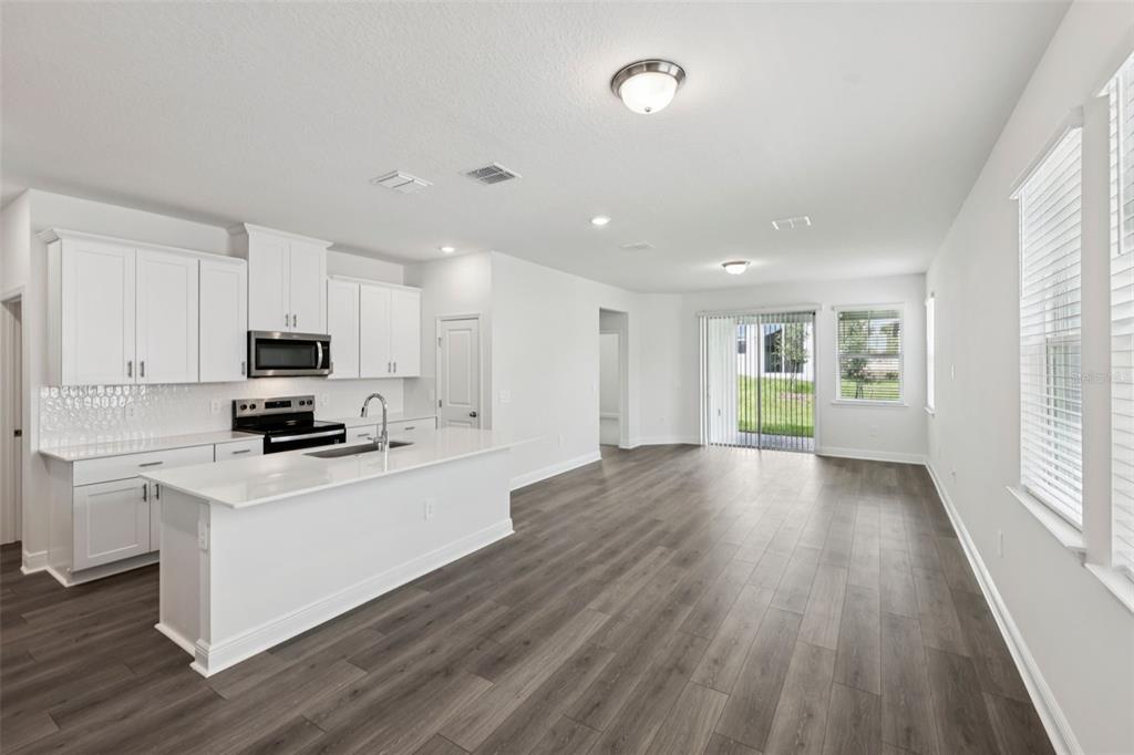 2300 Hen Road Minneola, FL 34715 - Photo 10 of 34