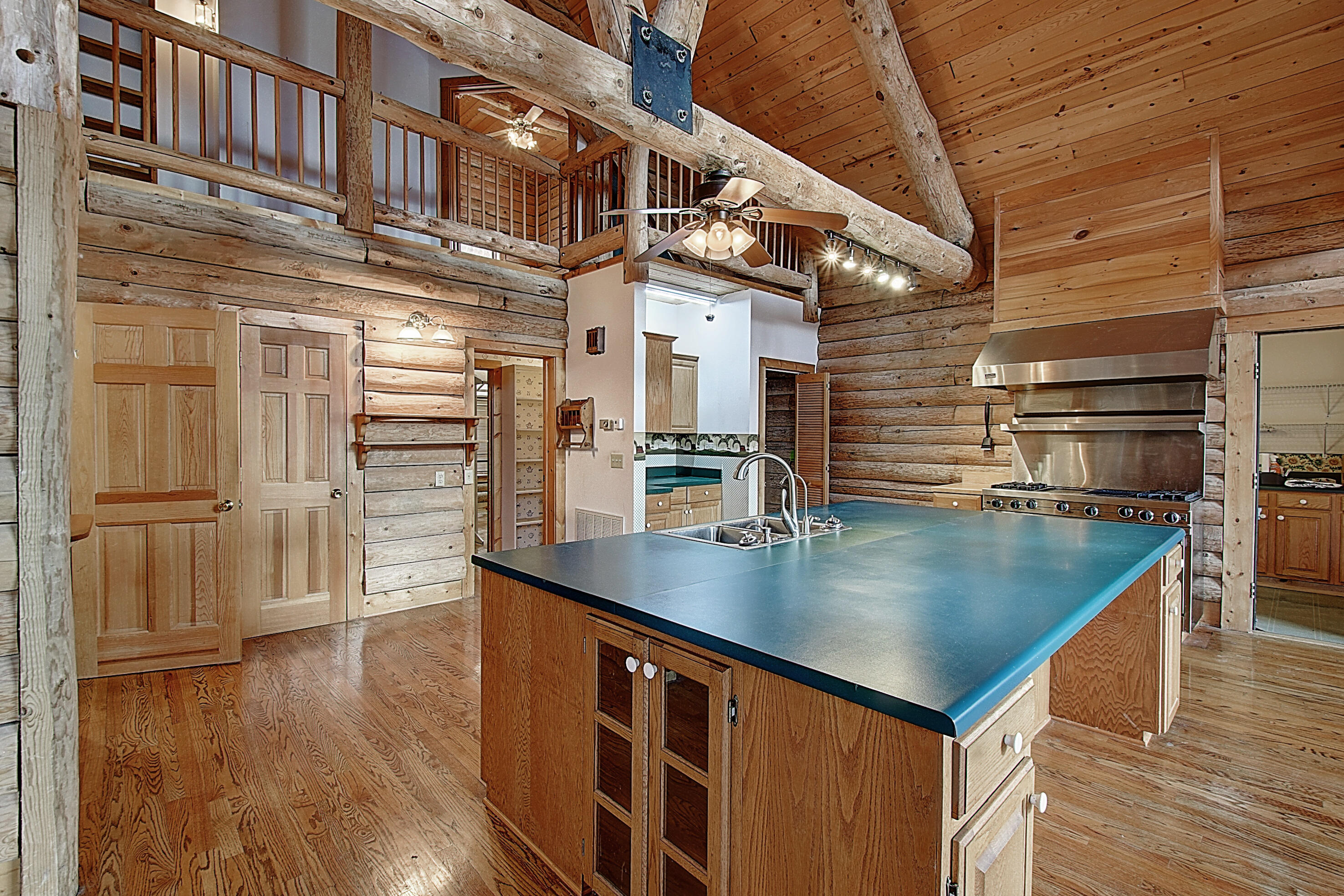 303 Dalewood Road Johnson City, TN 37601 - Photo 23 of 100 DSC_0055And8more