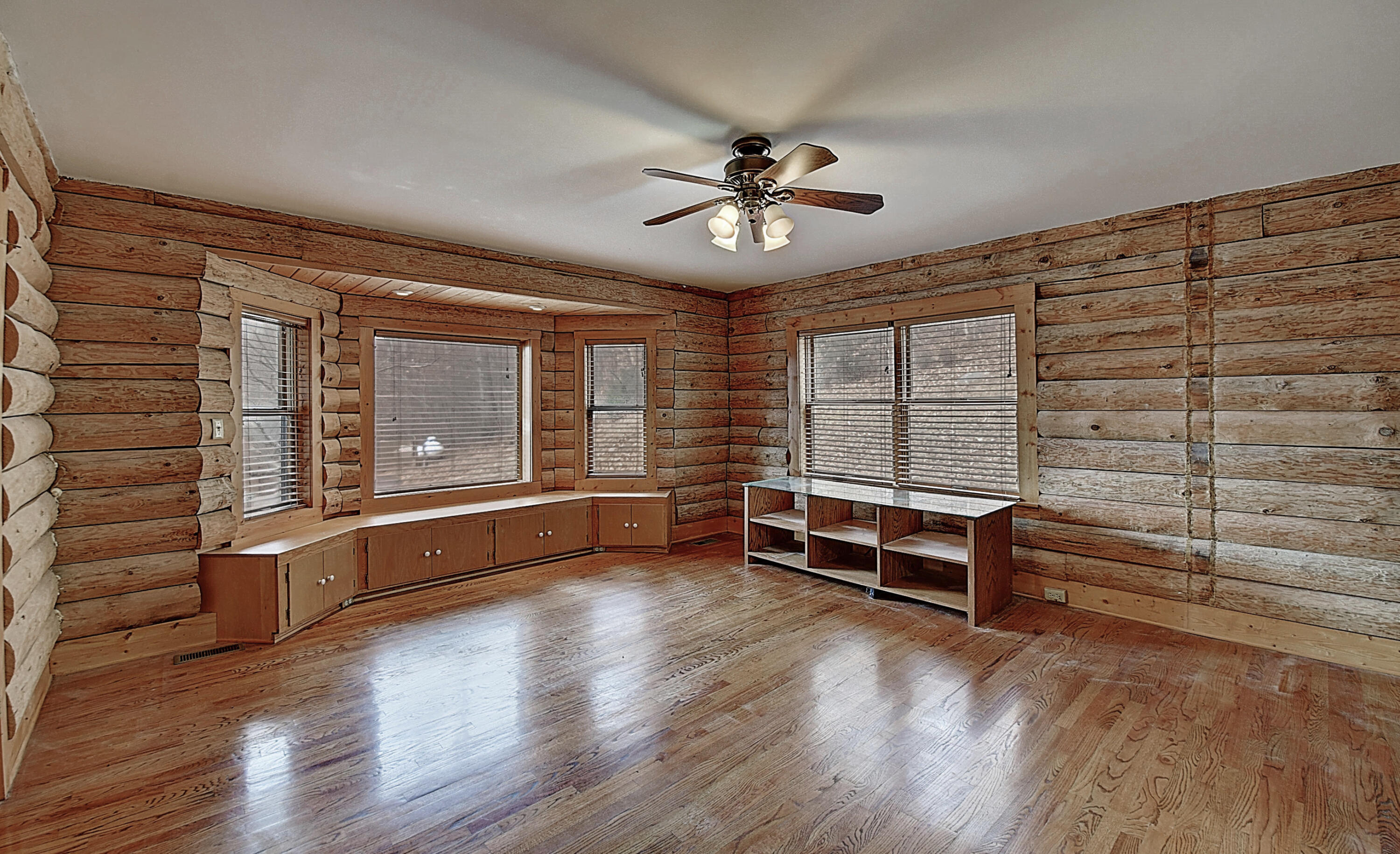 303 Dalewood Road Johnson City, TN 37601 - Photo 32 of 100 DSC_0145And8more_stitch