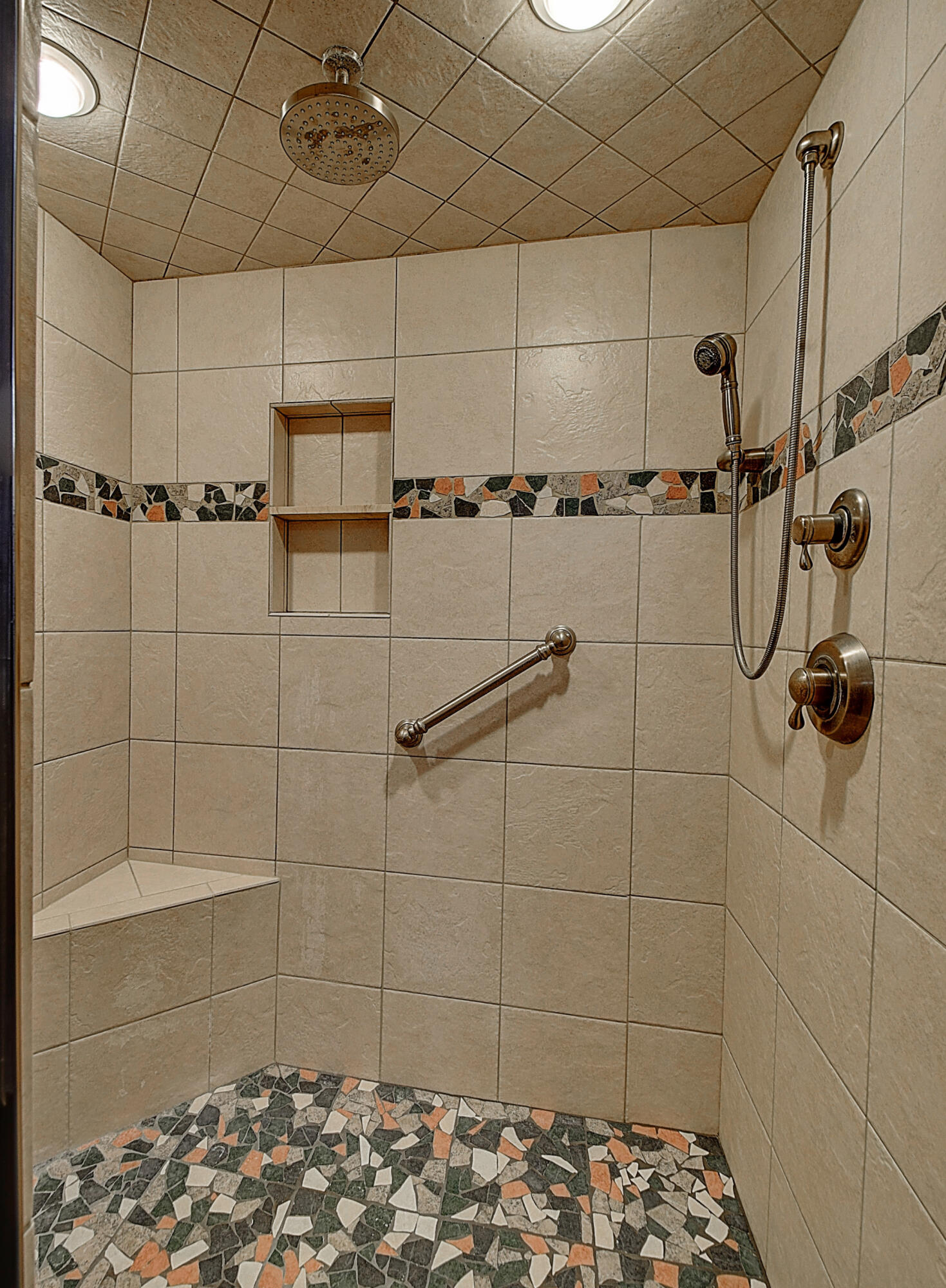 303 Dalewood Road Johnson City, TN 37601 - Photo 36 of 100 DSC_0181And8more1