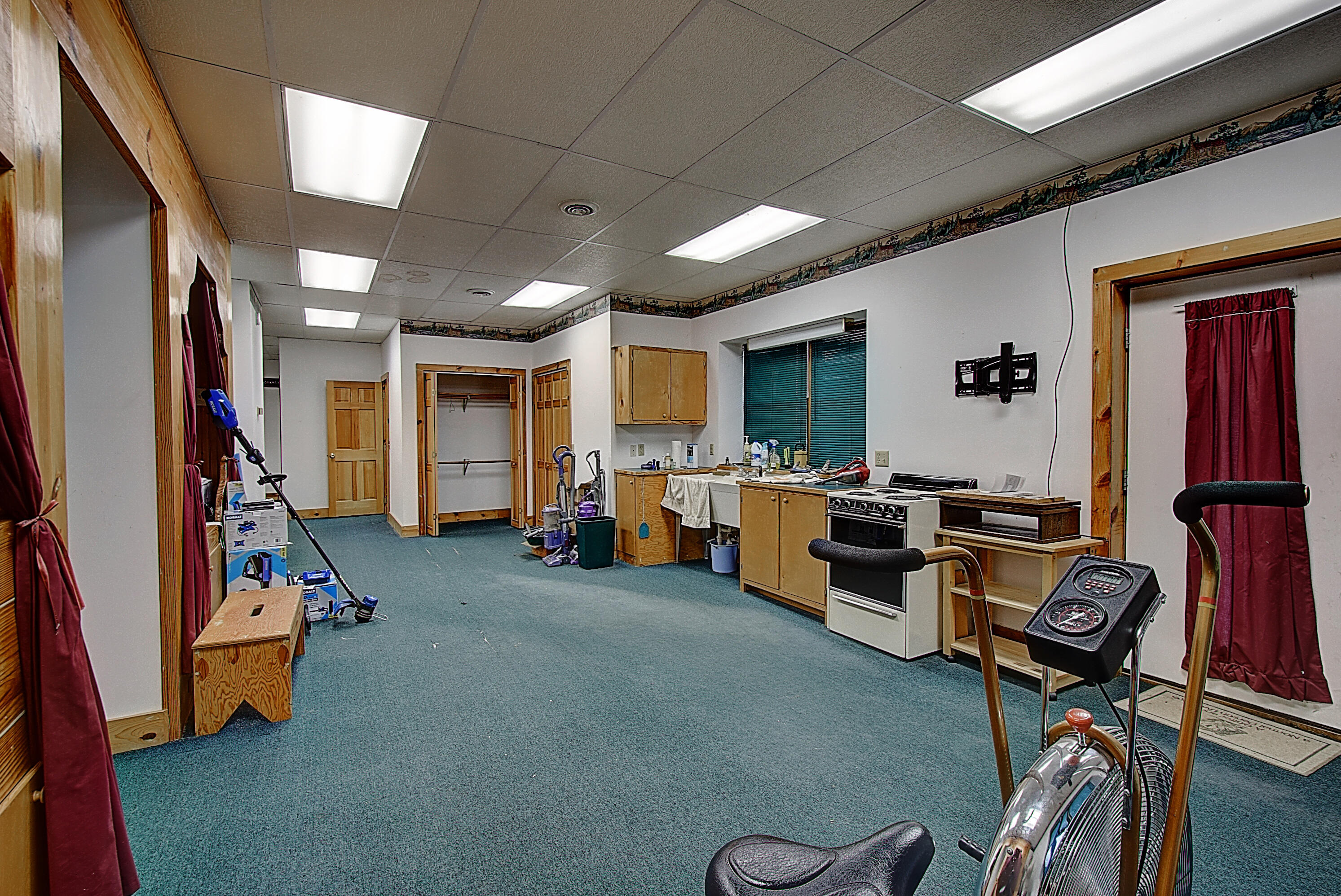 303 Dalewood Road Johnson City, TN 37601 - Photo 53 of 100 DSC_0367And8more