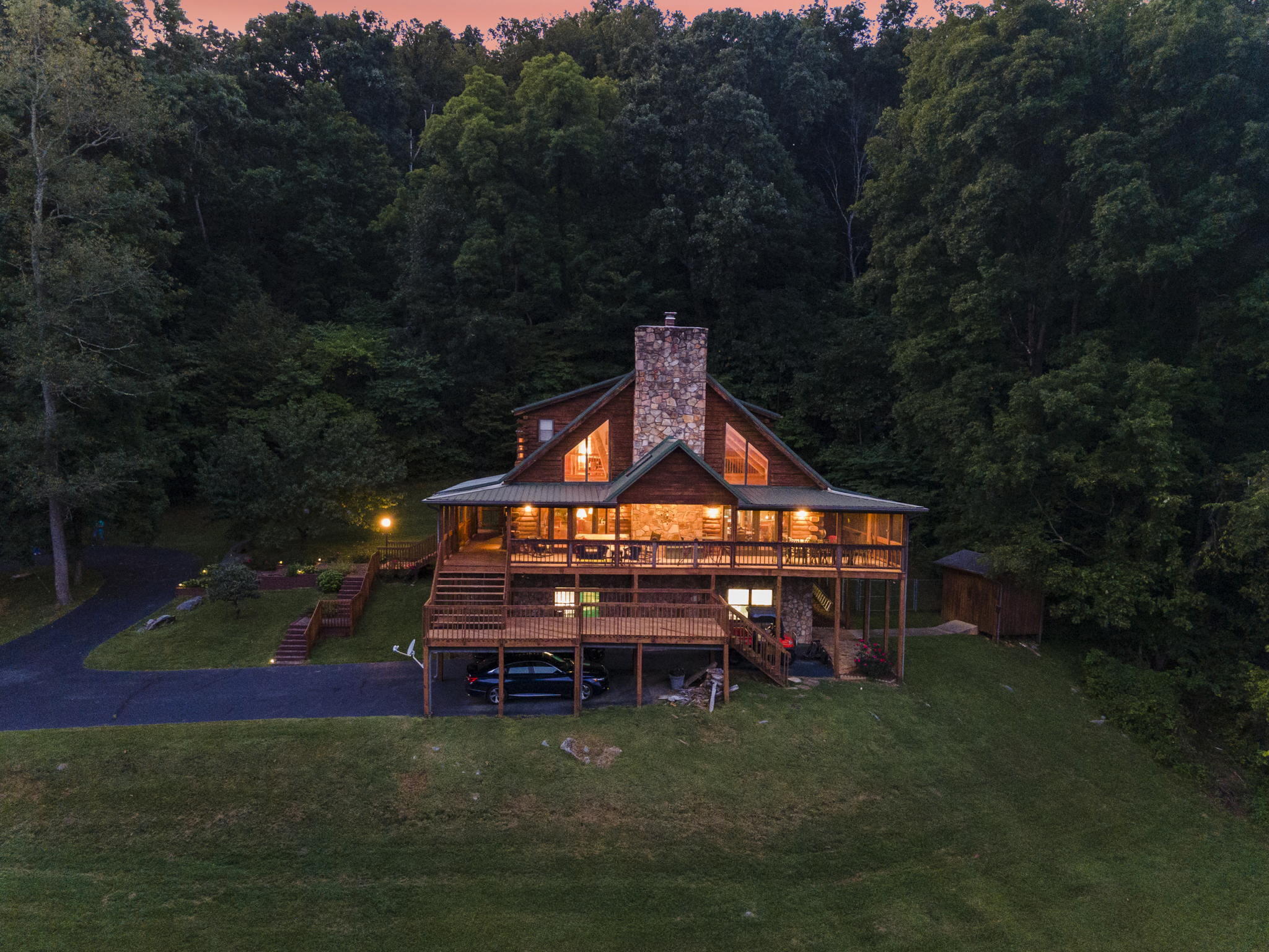 303 Dalewood Road Johnson City, TN 37601 - Photo 74 of 100 2-web-or-mls-DJI_0218