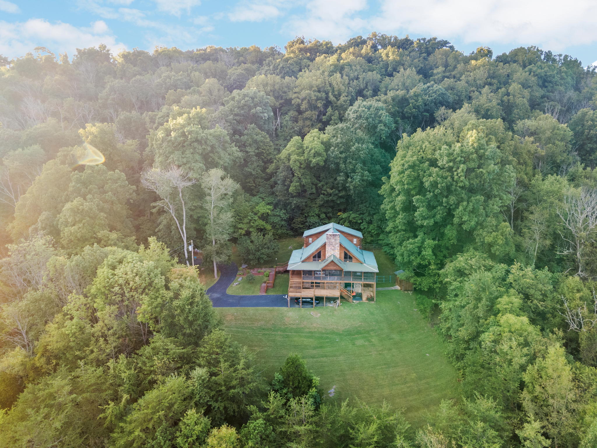 303 Dalewood Road Johnson City, TN 37601 - Photo 82 of 100 10-web-or-mls-DJI_0195