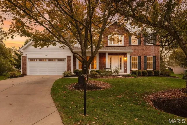 $725,000 | 16804 Lansbrooke Court, Chesterfield, MO 63005