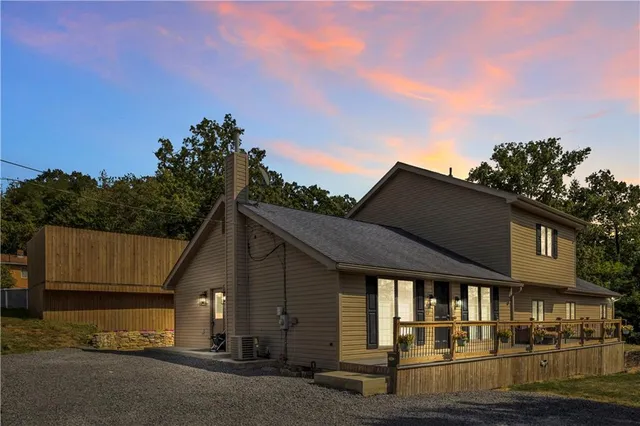 $375,000 | 4702 40th Avenue, New Brighton, PA 15066