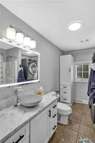 $375,000 | 4702 40th Avenue, New Brighton, PA 15066