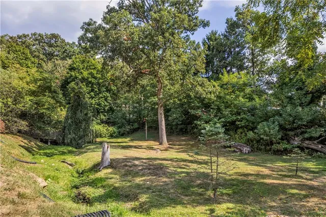 $375,000 | 4702 40th Avenue, New Brighton, PA 15066