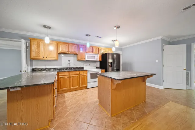 $599,900 | 7608 Charmwood Way, Knoxville, TN 37938