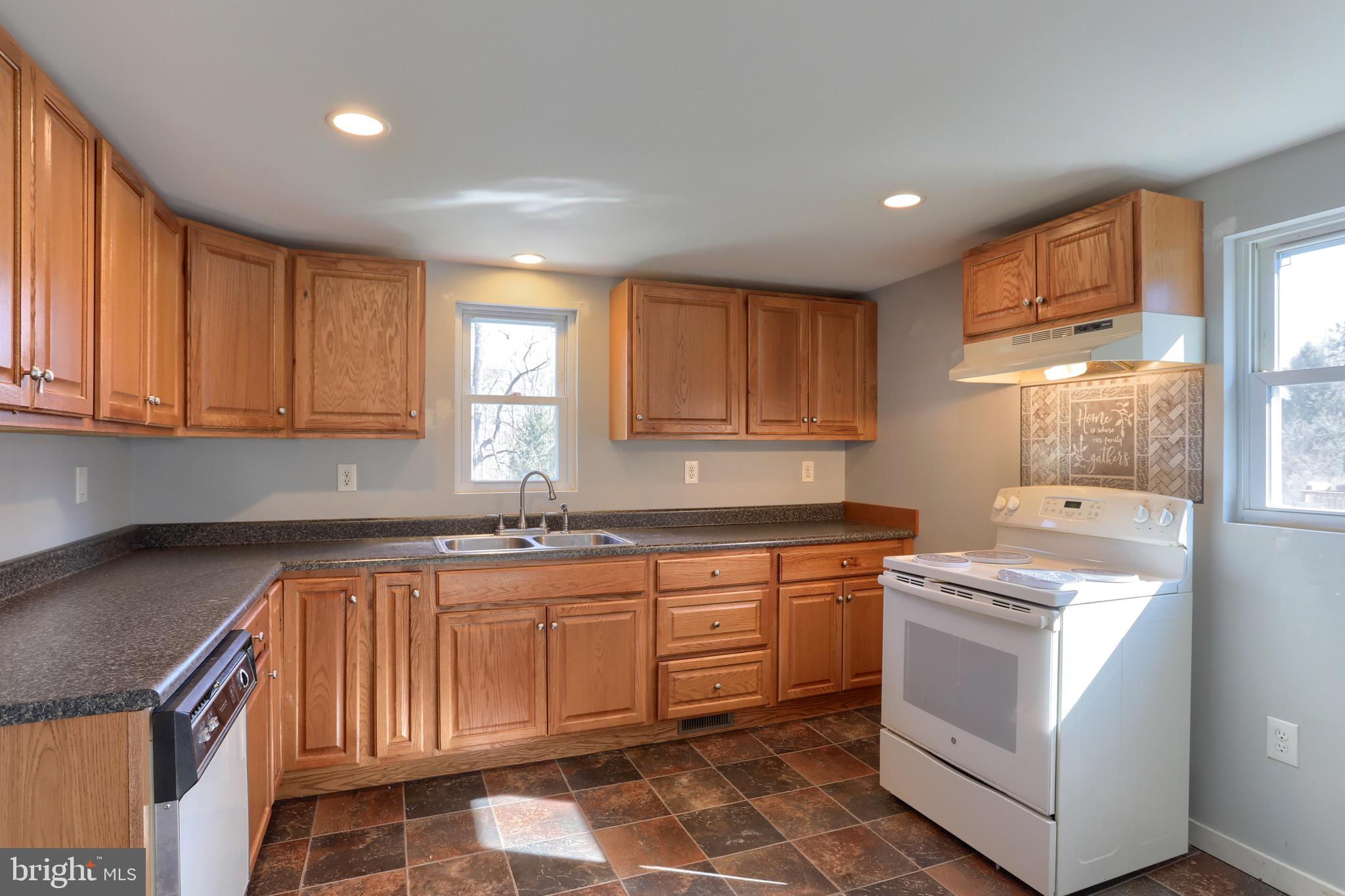 1902 Ohio Avenue Lititz, PA 17543 - Photo 9 of 20 Gallery Image 9