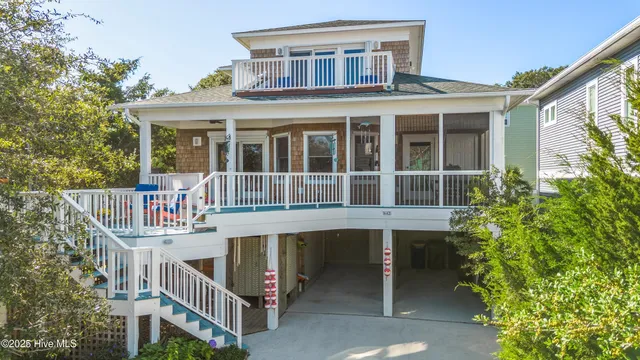 $979,000 | 642 South 4th Avenue, Kure Beach, NC 28449