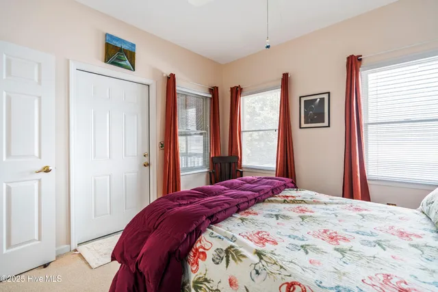 $979,000 | 642 South 4th Avenue, Kure Beach, NC 28449